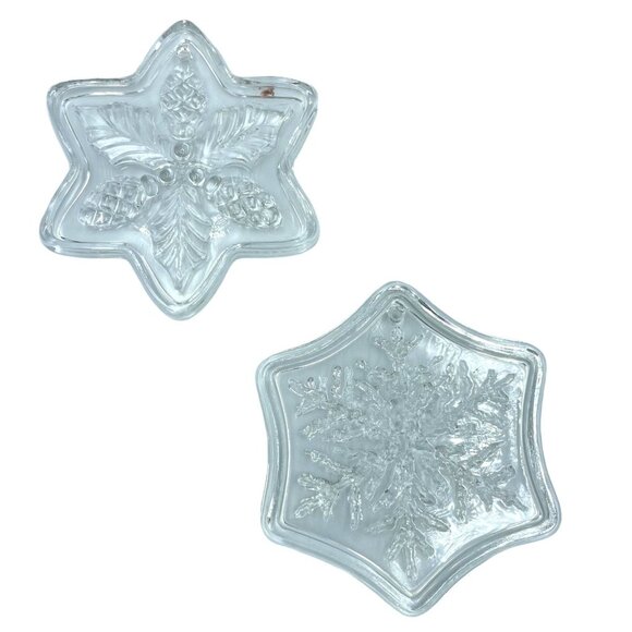 1970s Fostoria Crystal Embossed Ornaments Star Snowflake and Pine Cones, Holly - Picture 4 of 6